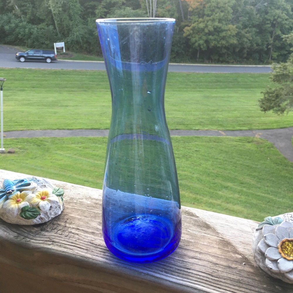 Small Blue Vase 🏺